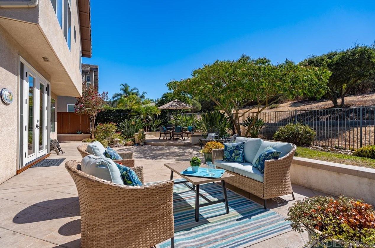 11528 Wills Creek Rd, San Diego CA  92131-3706 exterior