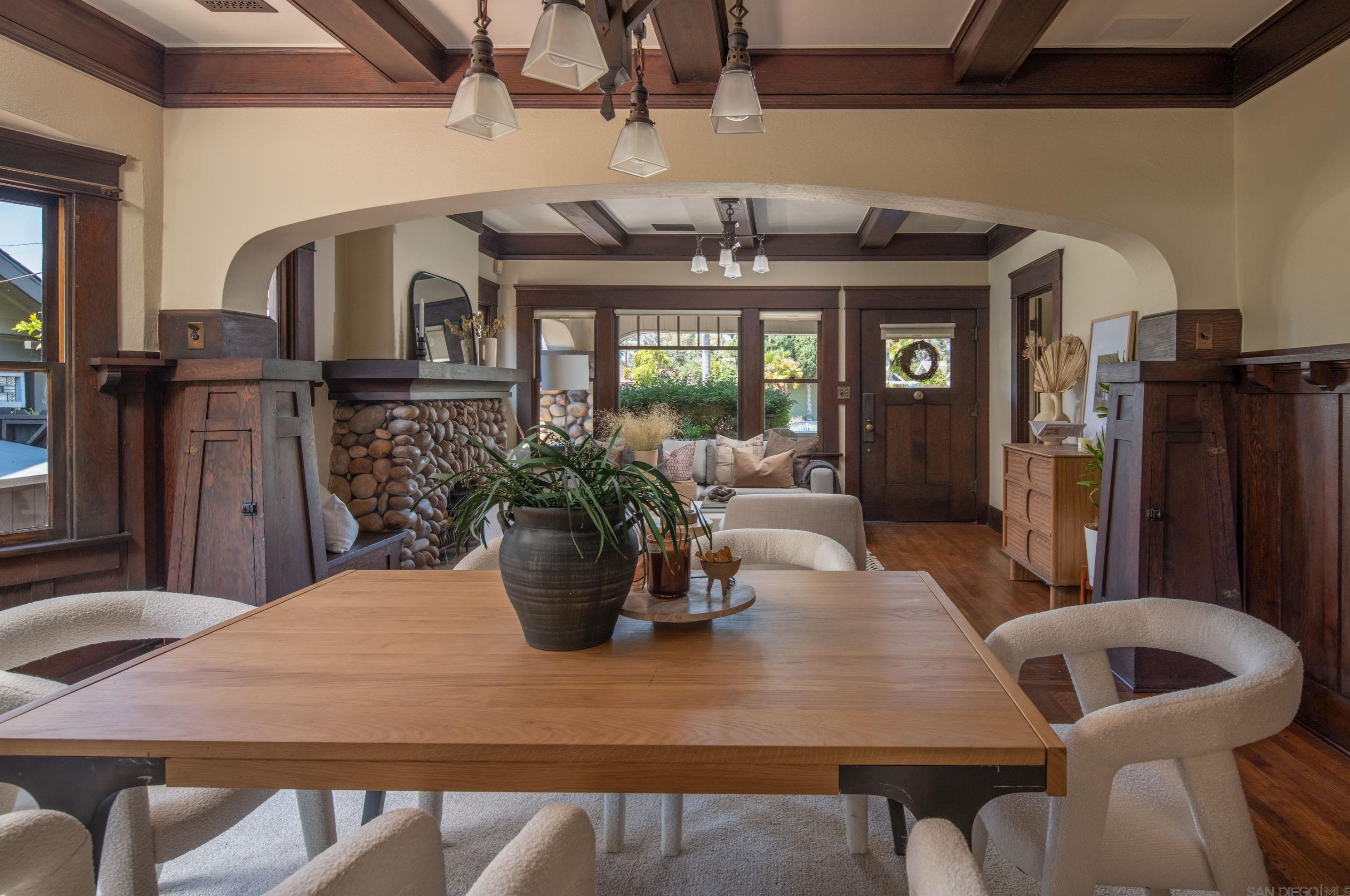 1621 29th St, San Diego CA  92102-1419 exterior