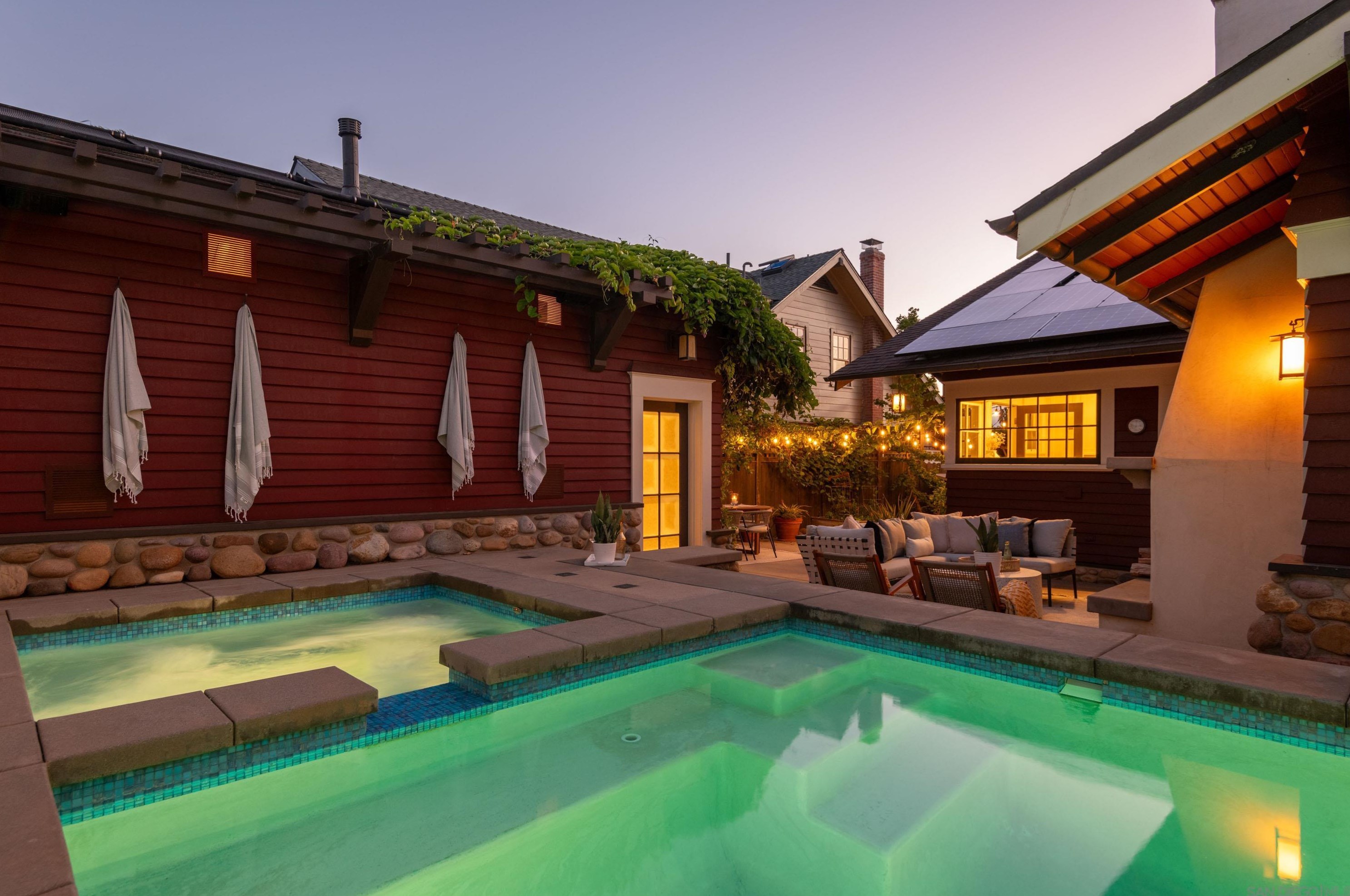 1621 29th St, San Diego CA  92102-1419 exterior