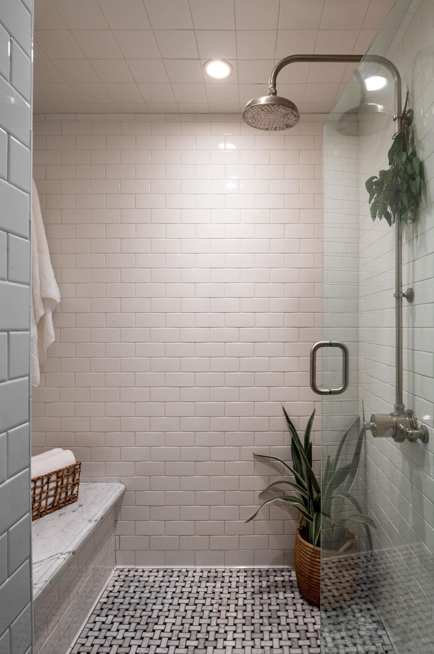 1621 29th St, San Diego CA  92102-1419 exterior