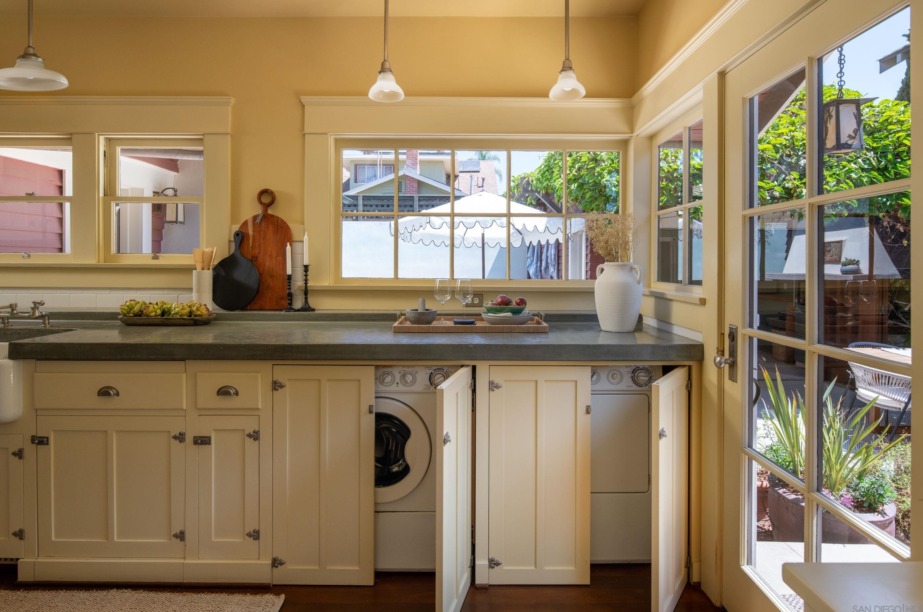 1621 29th St, San Diego CA  92102-1419 exterior