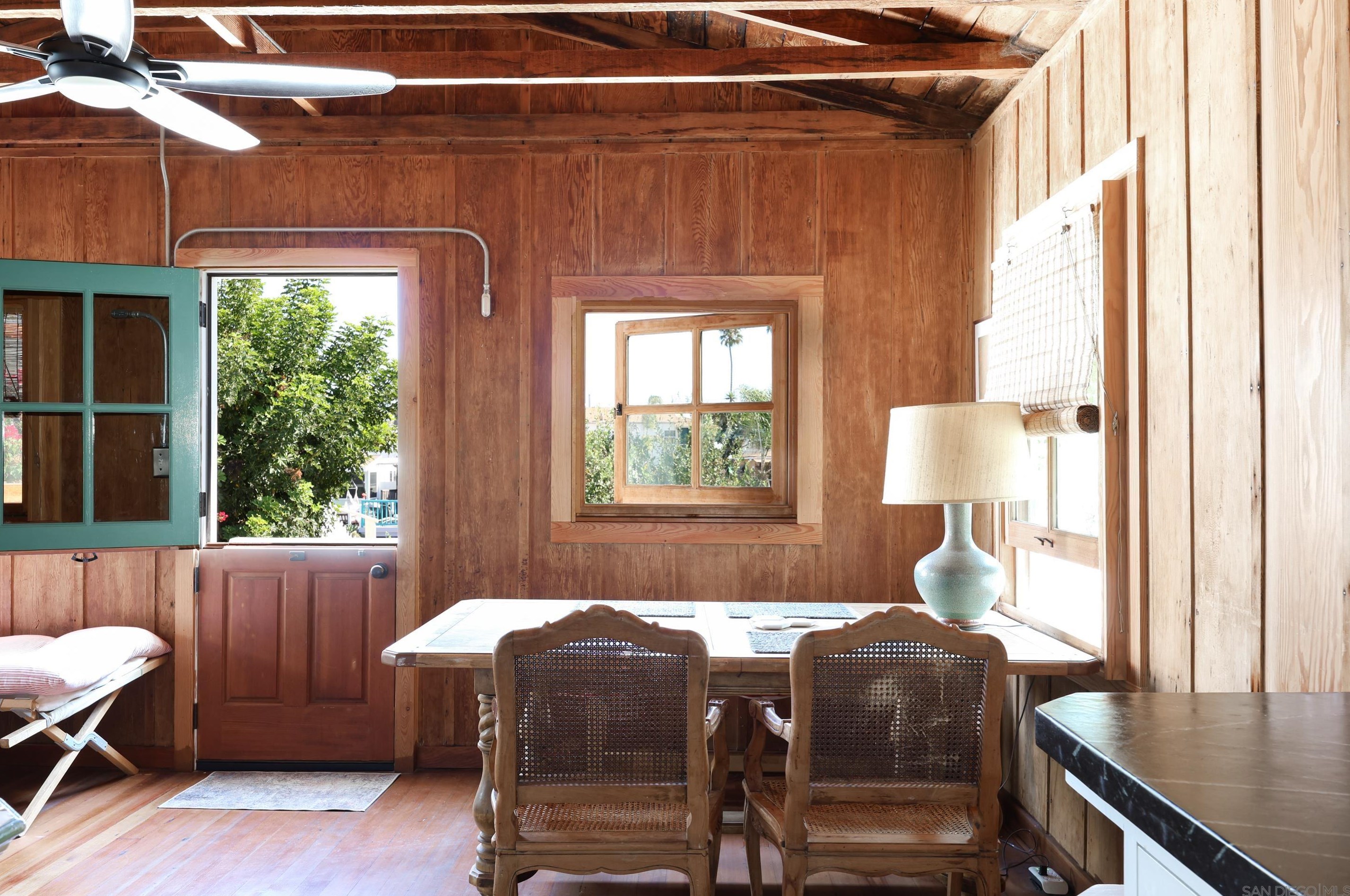 5043 Saratoga Ave, San Diego CA  92107-2819 exterior