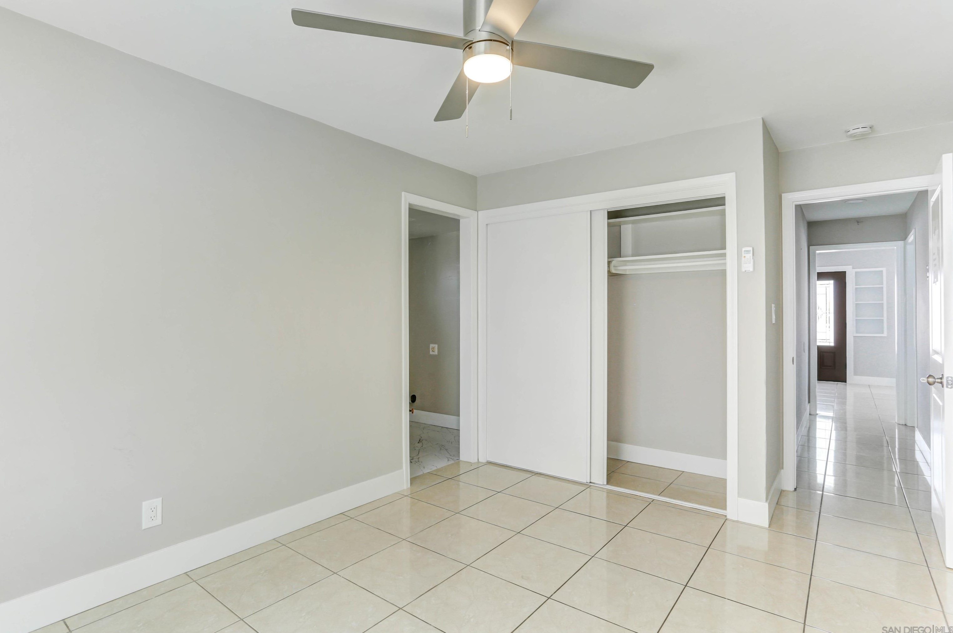 4778-80 College Ave, San Diego CA  92115-3905 exterior