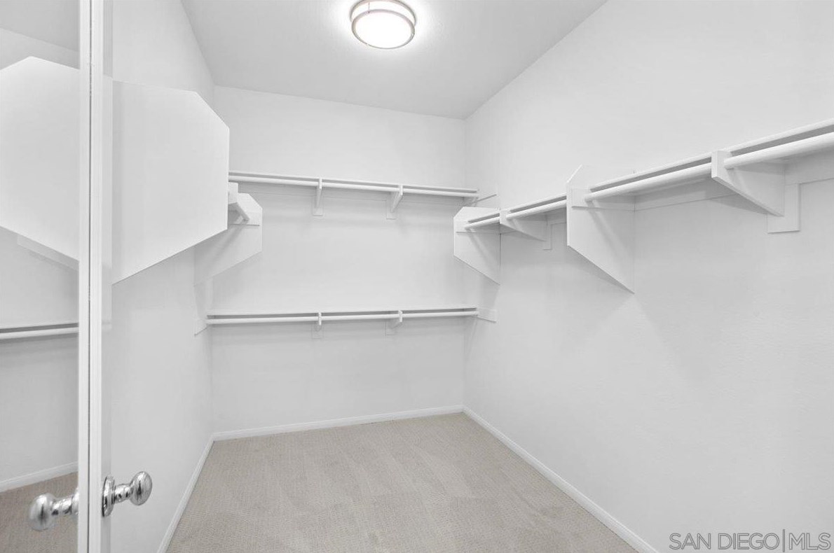 676 Cypress Hl Dr, Encinitas CA 92024-2394 exterior