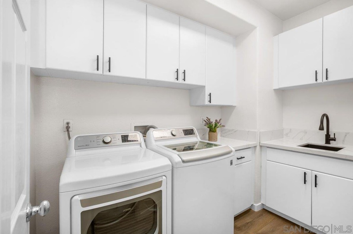 676 Cypress Hl Dr, Encinitas CA 92024-2394 exterior