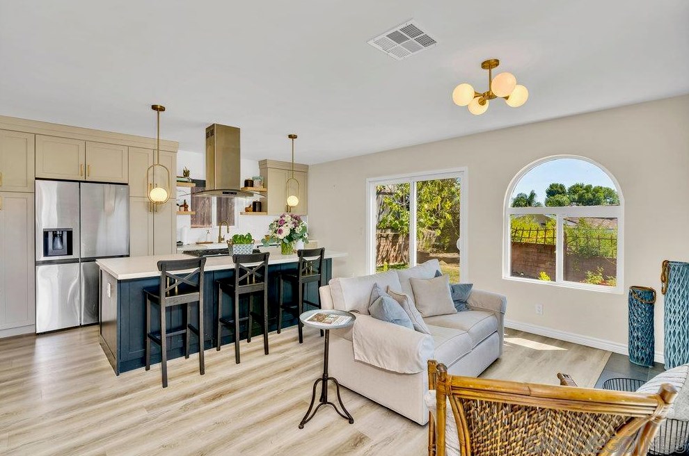 2599 Katherine St, El Cajon CA  92020-2076 exterior