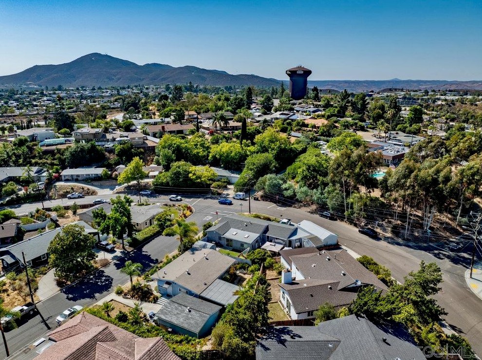 2599 Katherine St, El Cajon CA  92020-2076 exterior