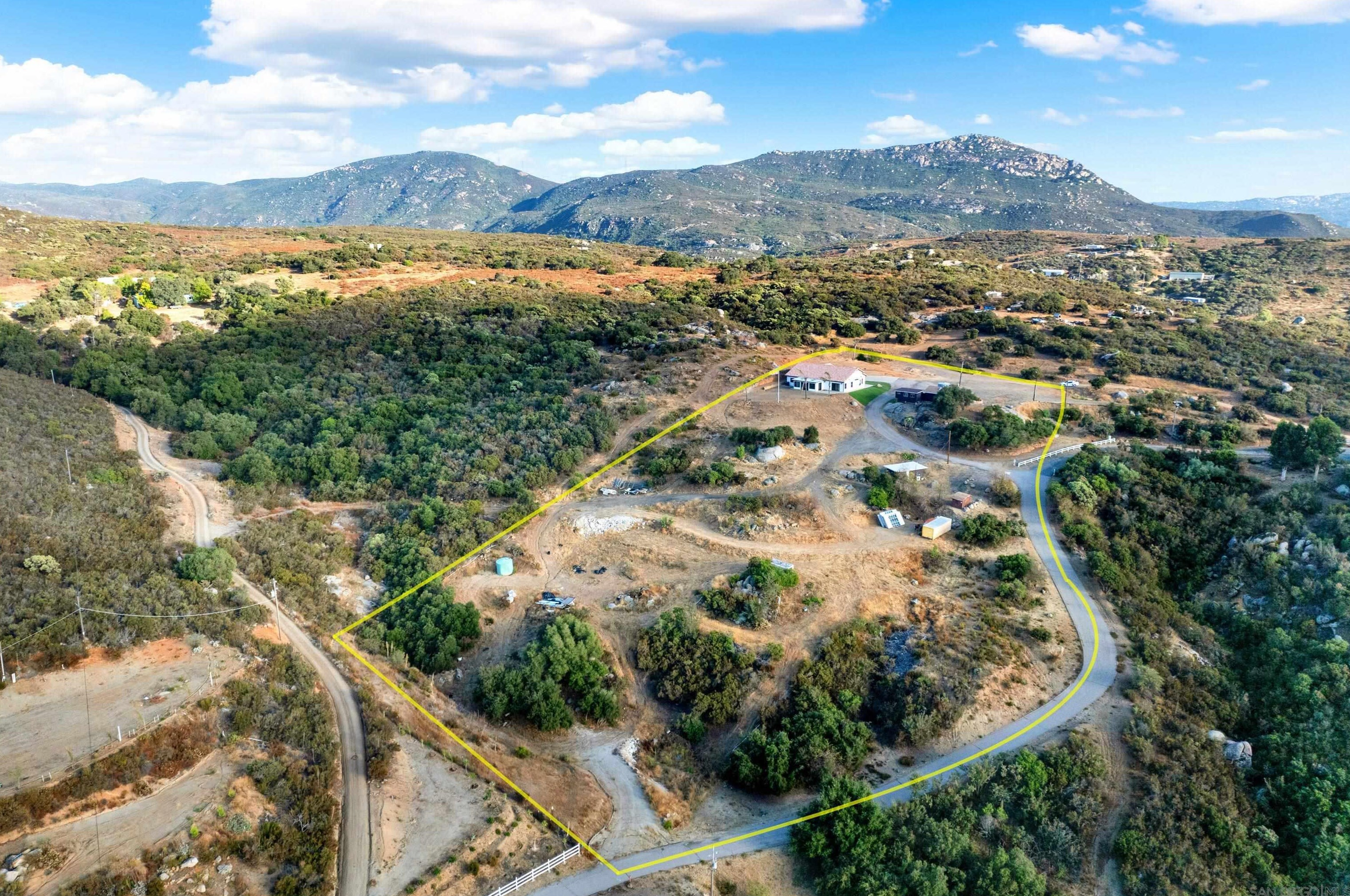 4539 Alpine, Alpine CA  91901-2110 exterior