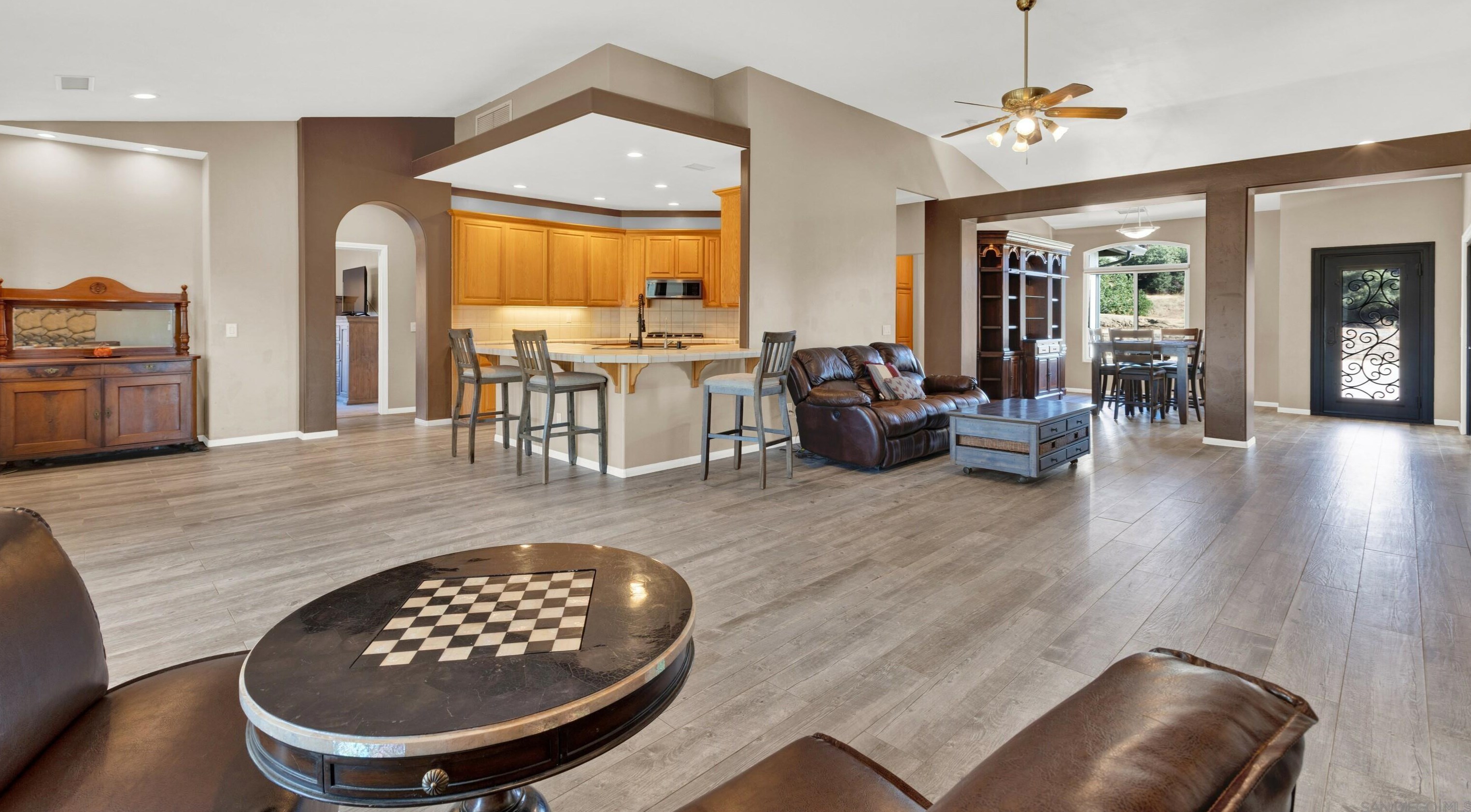 4539 Alpine, Alpine CA  91901-2110 exterior