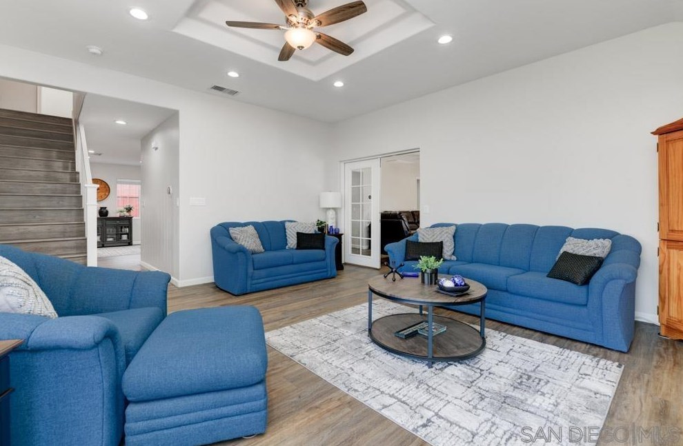 9727 Kenesaw Ct, Santee, CA 92071