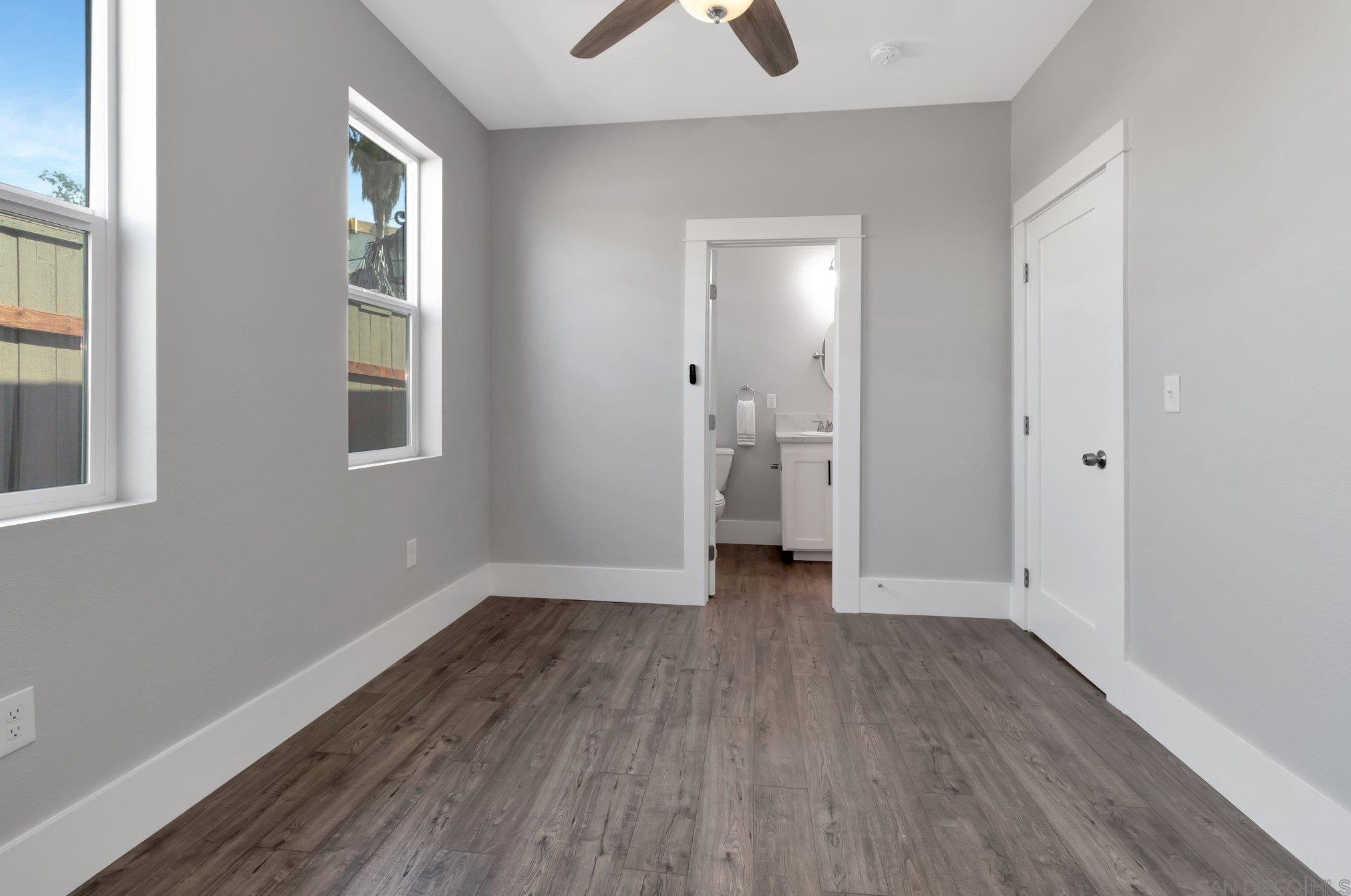 4225 J St, San Diego CA  92102-4411 exterior
