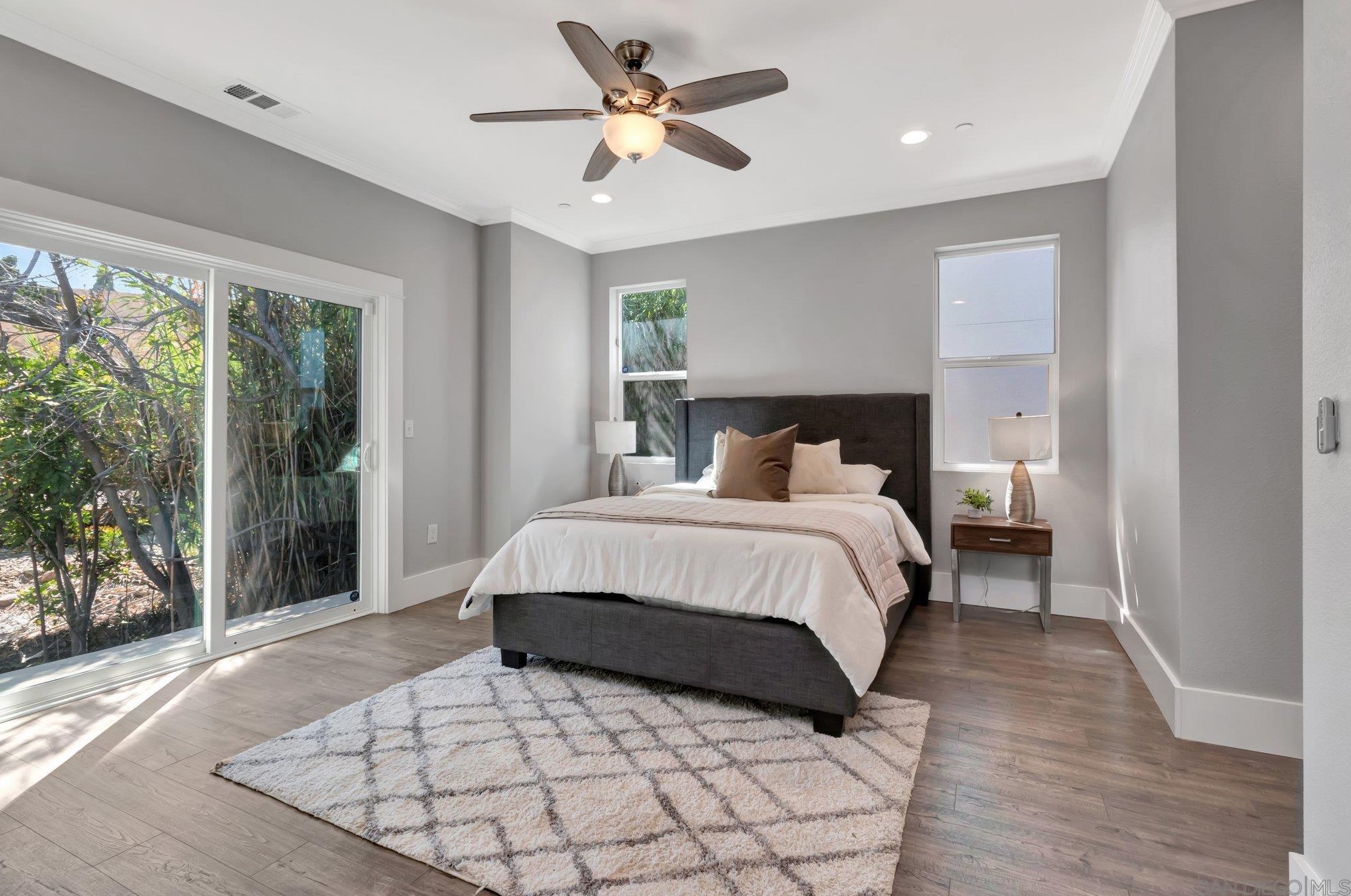 4225 J St, San Diego CA  92102-4411 exterior