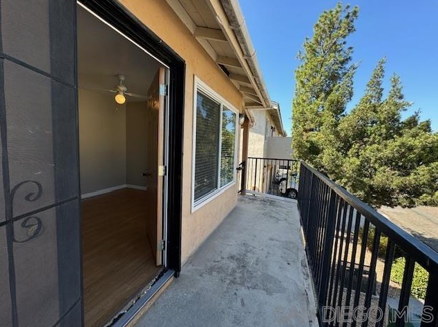 6696 Omega Dr, San Diego CA  92139-3847 exterior