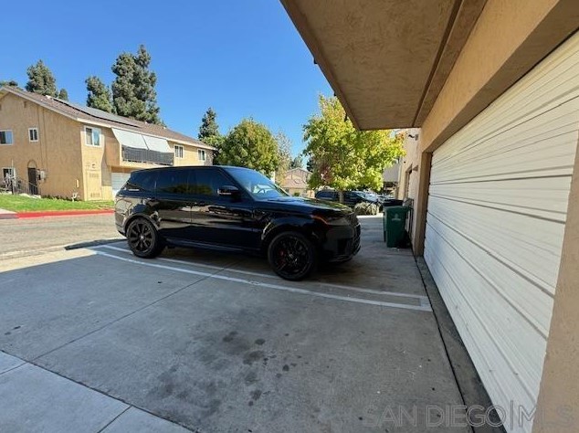 6696 Omega Dr, San Diego CA  92139-3847 exterior