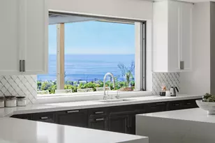 5416 Candlelight Dr, La Jolla, CA 92037 - Photo 11