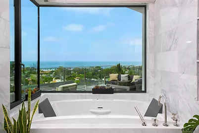  5416 Candlelight Dr, La Jolla, CA 92037 - Photo 21