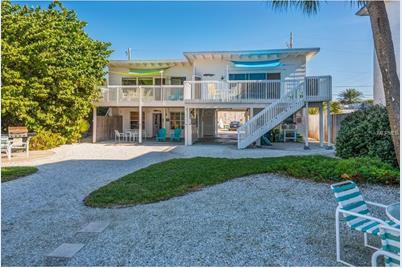 2302 Beach Trail Indian Rocks Fl 33785 Mls U7802765 2302 Beach Trl Photo 1