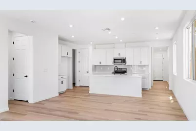 1081 Aldersgate Way, Plumas Lake, CA 95961 - Photo 15