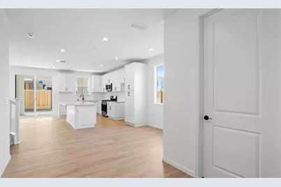 4040 Molten Creek Way, Roseville, CA 95747 - Photo 5