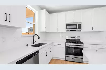 4040 Molten Creek Way, Roseville, CA 95747 - Photo 13