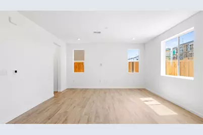 4040 Molten Creek Way, Roseville, CA 95747 - Photo 15