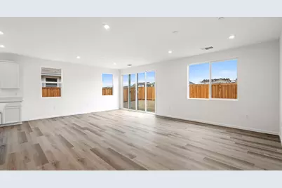 1131 Camomile Drive, Plumas Lake, CA 95961 - Photo 15