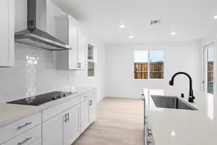 2009 Gentle Rain Dr, Roseville, CA 95747 - Photo 17