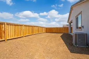 1095 Camomile Dr, Plumas Lake, CA 95961 - Photo 35