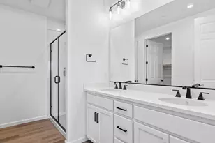 1095 Camomile Dr, Plumas Lake, CA 95961 - Photo 27