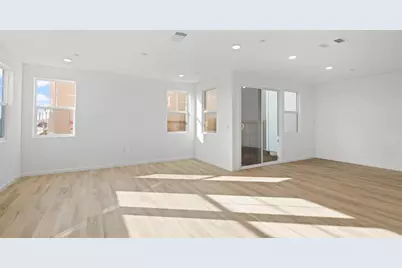 8393 Eleodoro Way, Elk Grove, CA 95757 - Photo 5