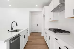 2646 Hamilton Dr, Lodi, CA 95242 - Photo 17