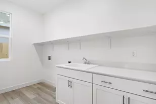 1232 Silver Feather Wy, Roseville, CA 95747 - Photo 9