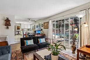 8058 Mesa Oak Way, Citrus Heights, CA 95610 - Photo 11