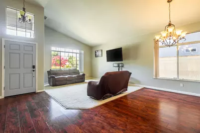 528 Millfront Avenue, Yuba City, CA 95991 - Photo 7