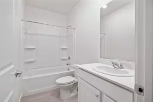 5102 E Meadowood Dr, Stockton, CA 95215 - Photo 9