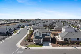 2320 Redhaven St, Linda, CA 95901 - Photo 7