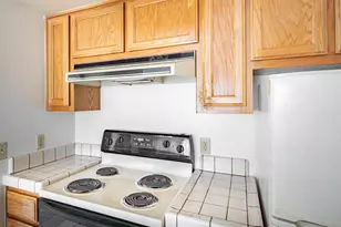 953 Fulton Ave, Sacramento, CA 95825 - Photo 9