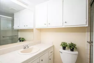 953 Fulton Ave, Sacramento, CA 95825 - Photo 13