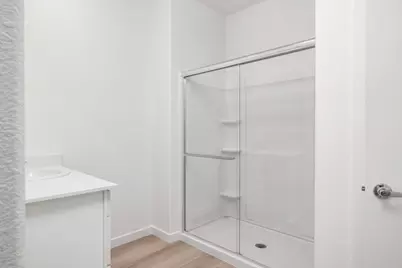 5098 E Meadowood Drive, Stockton, CA 95215 - Photo 9