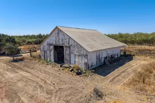 743 College City Rd, Arbuckle, CA 95912 - Photo 43