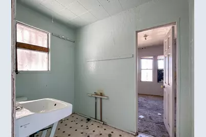 2125 E Myrtle Street, Stockton, CA 95205 - Photo 13