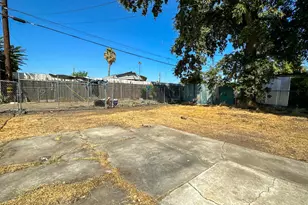 2125 E Myrtle St, Stockton, CA 95205 - Photo 25