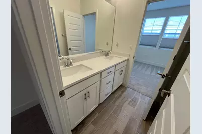 10502 Oboe Way, Elk Grove, CA 95757 - Photo 19