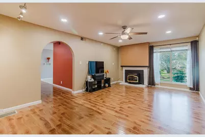 6903 Vera Cruz Court, Citrus Heights, CA 95621 - Photo 7