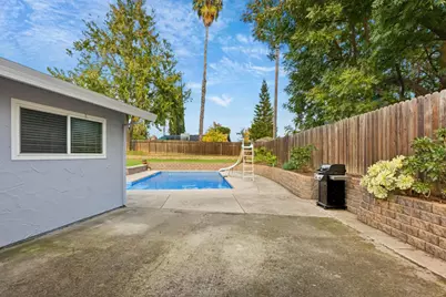 8012 Dicus Court, Citrus Heights, CA 95621 - Photo 39