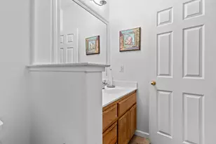 8325 Almadine Dr, Sacramento, CA 95829 - Photo 27