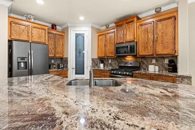 8325 Almadine Drive, Sacramento, CA 95829 - Photo 13