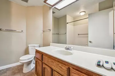 8664 Daimler Way, Sacramento, CA 95828 - Photo 19