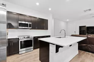 5301 E Commerce Way, Sacramento, CA 95835 - Photo 9