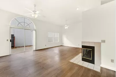 8609 Valley Rim Way, Antelope, CA 95843 - Photo 17